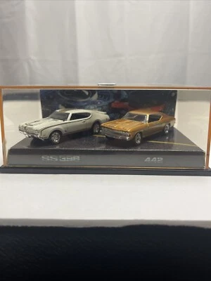 1996 Hot Wheels 30th of the '69 Muscle Cars Oldsmobile 442 & Chevy Chevelle - Изображение 1 из 4