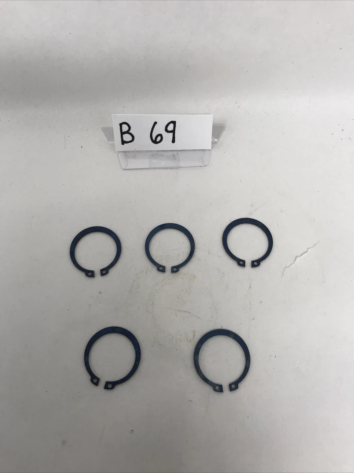 SUZUKI RV90 TC100 TS50 OEM NOS CIR-CLIPS #09380-26001 *JUEGO DE 5* Foto 1 de 1