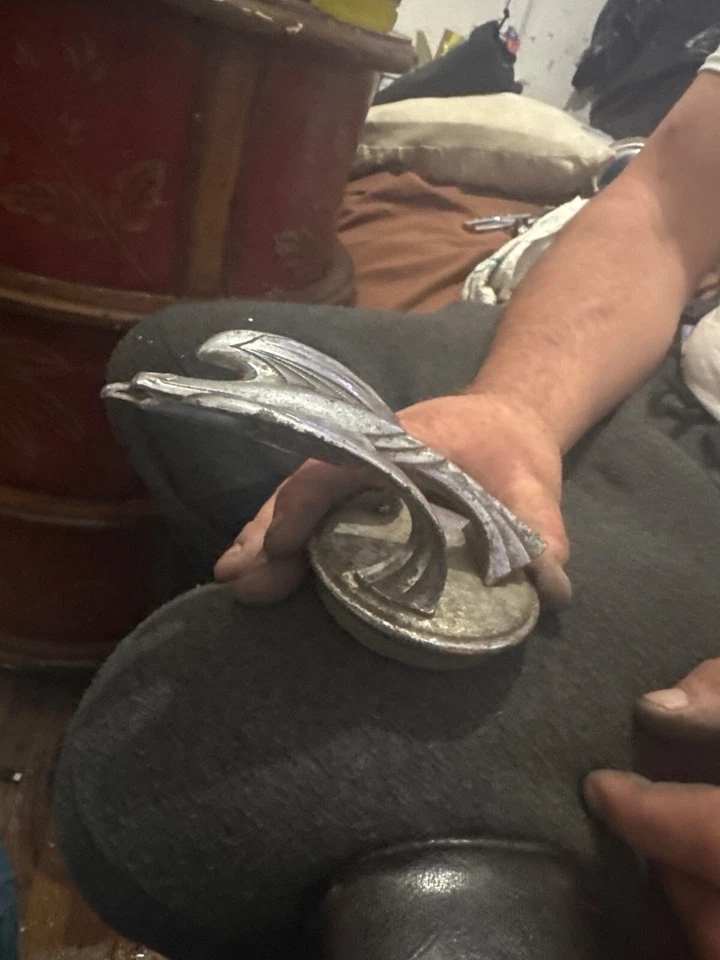 Chevrolet Eagle 1930/1931 vintage, equipo OEM tapa radiador capó ornamento. Foto 1 de 2