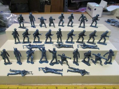 Lote De Colección Juego MPC Azul Metálico Ejército de Estados Unidos Hombres Juguete Soldados 45mm F91 Foto 1 de 4