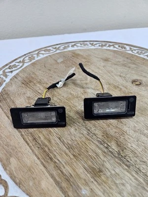 Juego de luces de matrícula traseras para Audi Q5 2010 OEM Foto 1 de 3