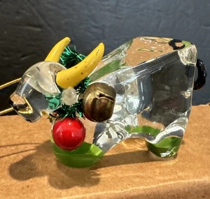 Blown Glass Christmas Ornament Bull With Wreath And Jingle Bell 2” - Picture 1 of 15