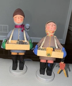 2- Erzgebirge Collector's Figure Wooden Figures Man & Woman - Picture 1 of 2