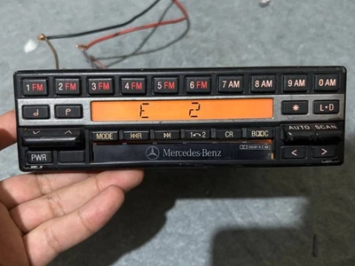 MERCEDES W126 W140 R129 GRAN PREMIO REPRODUCTOR DE CASSETTE RADIO CINTA ESTÉREO AM FM OEM Foto 1 de 4