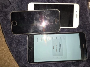 lot iphones pour pièces réparation ou ferraille uniquement. Vendu en l'état . 9 x iphones - Photo 1 sur 18