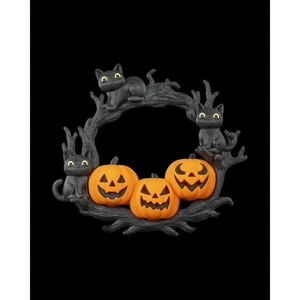 Black Cat & Pumpkin Halloween Wreath – Décor, 7.9″ Wide Spooky Cuteness Fall - Picture 1 of 4