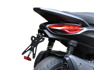 PORTATARGA SPORTIVO REGOLABILE PIAGGIO BEVERLY 300 / 400 2021-2025 | SEPTAR