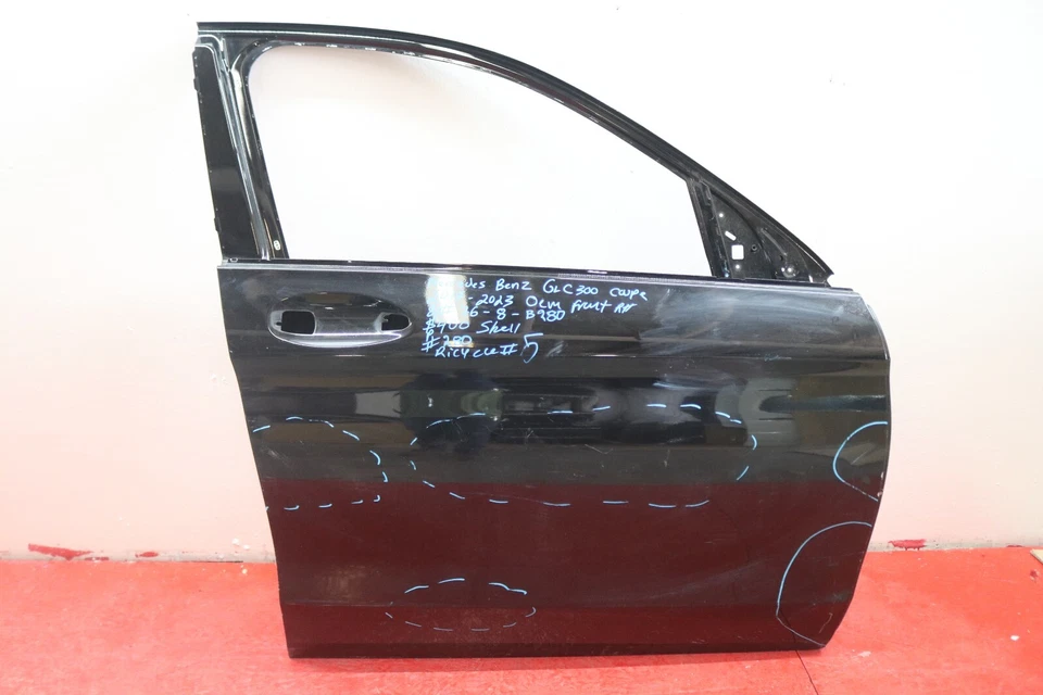 2017 2023 MERCEDES BENZ GLC300 COUPE RIGHT SIDE FRONT DOOR SHELL OEM Foto 1 de 4