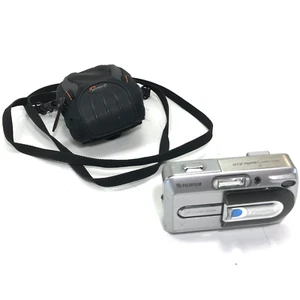 LESEN - Fujifilm FinePix A Series A330 3.2MP Digitalkamera & Tasche - Bild 1 von 20
