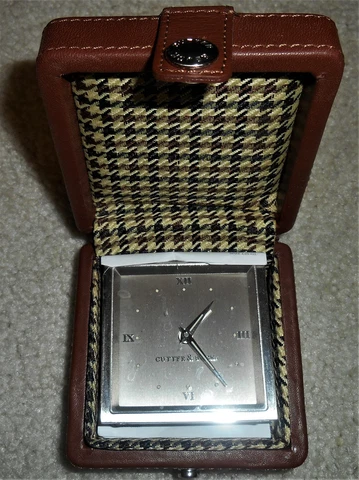 VINTAGE CUTTER & BUCK BRUSHED NICKEL TRAVEL ALARM CLOCK LEATHER CASE Cover