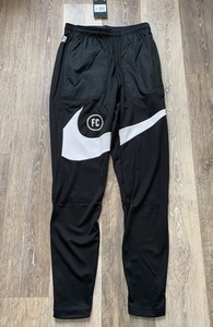 nike soccer pants mens