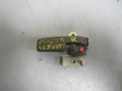 1993 Subaru Justy 2DR Interior Door Handle - Imagem 1 de 3