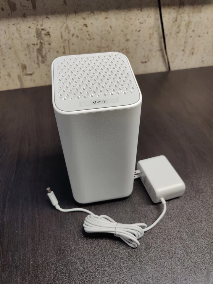 Comcast Xfinity XB7-CM GIGABIT Modem WiFi Router with Power Cord Works Great - Image 1 of 4