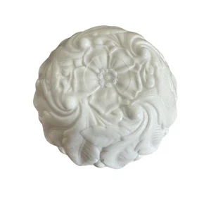 Indiana Glass 'Wild Rose' Milk Glass Serving Bowl Embossed Design USA s-2E - Picture 1 of 8