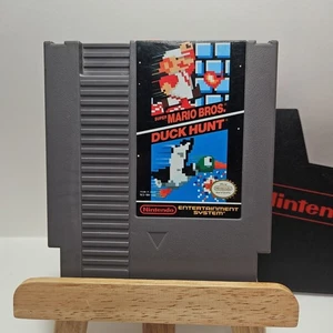 Super Mario Bros Duck Hunt 1985 Nintendo NES Game And Sleeve Cleaned & Tested  - Picture 1 of 3
