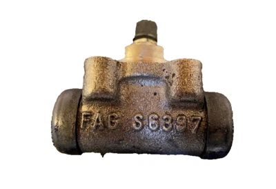 FAG Rear Right Wheel Cylinder - S6397 / 25-12501- Fits Ford Fiesta 78-80 - Image 1 of 4