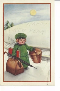 CARTOLINA WHITNEY HAPPY NEW YEAR YOUNG TRAVELER BY RAILROAD TRACKS, Cappotto Verde - Foto 1 di 2