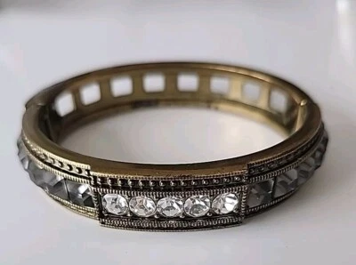 Brazalete Brazalete Heidi Daus Pave Cristal Blanco Transparente De Colección Apilable  Foto 1 de 4