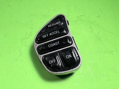 03-07 INTERRUPTOR DE CONTROL DE CRUCERO LINCOLN TOWN CAR MOLDURA PLATEADA 3W1F-18C844-AA  Foto 1 de 4