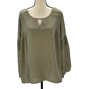 NY Collection Bauernbluse lange gesmokte Ärmel Schlüssellochausschnitt - olivgrün - 1X - Bild 1 von 8