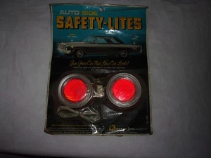 VINTAGE AUTO SIDE SAFETY LITES RED FOR REAR BY KASTAR INC. NO. 69A - Bild 1 von 9