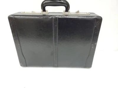Genuine Black Leather Attache Briefcase Business Handbag for Men (DNT BY12) - Image 1 of 4