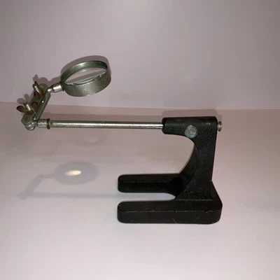 LUPA VINTAGE CON SOPORTE JOYERO RELOJEROS Foto 1 de 4