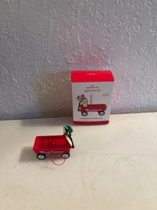 Hallmark 2013 A WAGON FOR CHRISTMAS Tree Ornament Red Wagon NEU Open Box - Bild 1 von 2