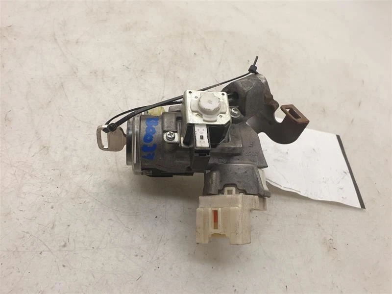 08 09 10 11 12 13 INTERRUPTOR DE ENCENDIDO CON LLAVE TOYOTA HIGHLANDER Foto 1 de 4