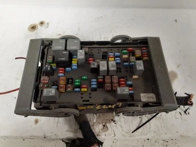 Motor de caja de fusibles compatible con 10-14 ESCALADE 2093131 Foto 1 de 4