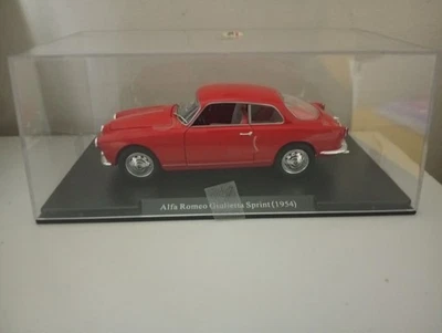 Alfa Romeo Giulietta Sprint 1/24 Auto Vintage - Immagine 1 di 4