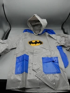 1990 original japonesa de colección DC Comics BATMAN niños CHAQUETA DE LLUVIA ¡con capa!¡! - Imagen 1 de 7