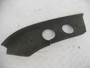 Corvette c-4 targa 1984 1986 1/2 Front Mounting Bracket Bezel Cover LH CRACK - Picture 1 of 2