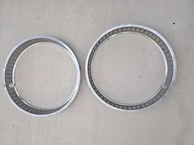 Oldsmobile Super 88 1959 1960 borde dinámico anillo de belleza conjunto de dos Foto 1 de 4