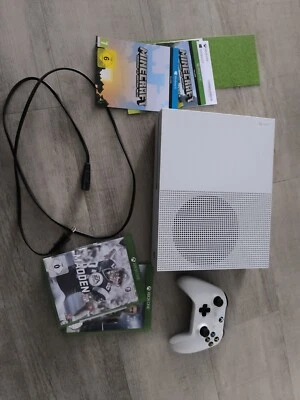Microsoft Xbox One S 500GB Konsole - Weiß, 3 Spiele, guter Zustand  - Bild 1 von 2