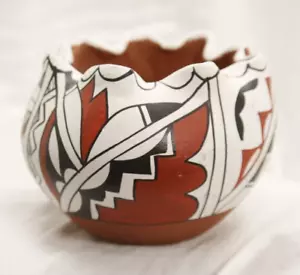 Tontopf, Indianer, Pueblo Design, gewellter Rand, Chinana Jemez - Bild 1 von 12