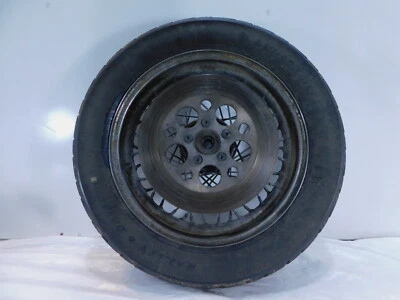 Llanta trasera Harley Davidson Dyna Softail & Sportster 883 y 1200 con cordones con neumático Foto 1 de 4