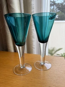 Pair of Beautifully Designed & Made Blue Glass Large Goblets 22 cm H - Picture 1 of 7