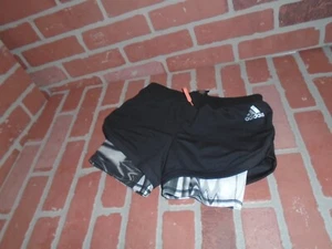 ADIDAS GIRLS ATHLETIC SHORTS WITH INNER LINING SIZE S 7/8--WORN 3 TIMES - Picture 1 of 3