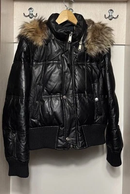 Dsquared2 Chaqueta de plumón de cuero negro con capucha de piel grande para mujer talla 44IT vintage Foto 1 de 4