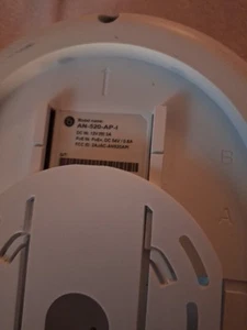 Araknis AN-520-AP-I WiFi 6 Indoor Wireless Access Point - Photo 1/2