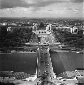 PARIS c. 1960 - Trocadero Ansicht des Eiffelturms - Negativ 6x6 - P 381 - Bild 1 von 1