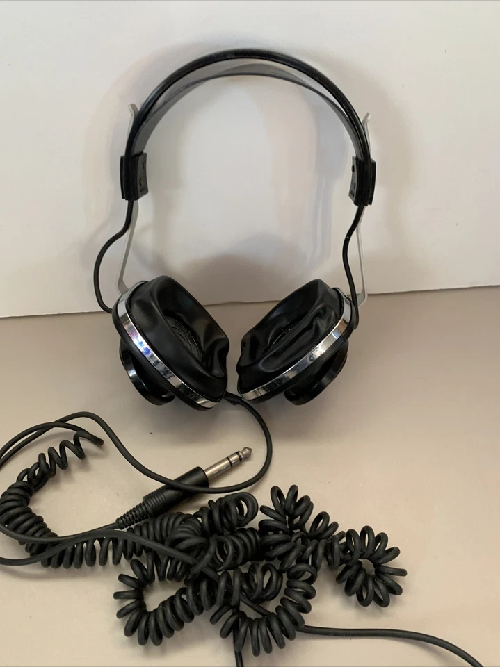 KOSS K/40LC PLUS Digital Ready Headphones Keyboard Stereo DJ Music Works Great - Image 1 of 4