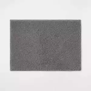 BRANDNEU Room Essentials Boucle Memory Foam Badteppich - dunkelgrau - 17"x24" - Bild 1 von 6