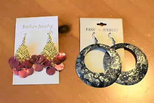 NEW LOT OF 2 MIXED RED SHELL GOLD & GRAY METAL HOOP SILVER DANGLE EARRINGS TO 3" - Picture 1 of 6