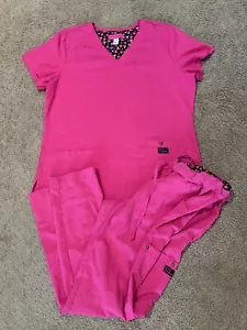 Conjunto de 2 piezas exfoliantes Betsey Johnson para mujer rosa talla grande pantalones altos atención médica - Imagen 1 de 16