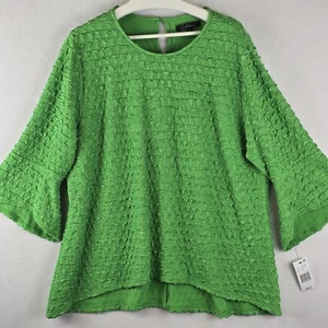 $69 Calessa Plus 1X Kelly Green Tunic Top Textured Stretch Knit Bell Sleeves NEW - Picture 1 of 17