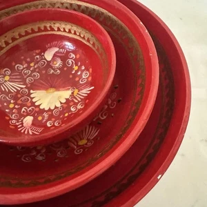 VTG Ecuador Red Nesting Bowls Hand Painted Wooden Lacquered Floral Trinket 3 Set - Picture 1 of 10