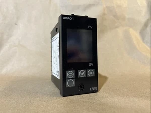 Omron E5EN-R3MT-500 NOB - Picture 1 of 7