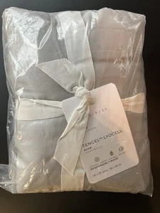 1 Pottery Barn Tencel Lyocell Tufted Gray Mist Euro Pillow Sham 26" x 26" NEW - Picture 1 of 5